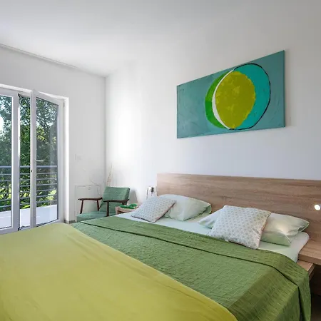 Villa Lounge Kapelana With Private Pool, Basketball, Volleyball & Football *